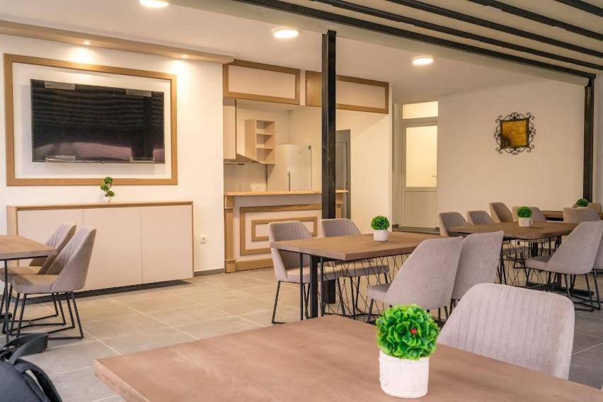 Fenix Gevgelija Bed & Breakfast エクステリア 写真