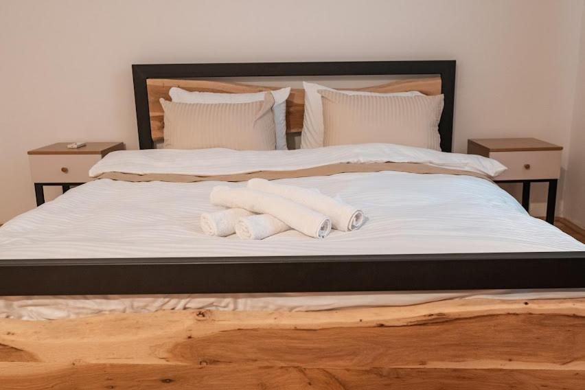 Fenix Gevgelija Bed & Breakfast エクステリア 写真